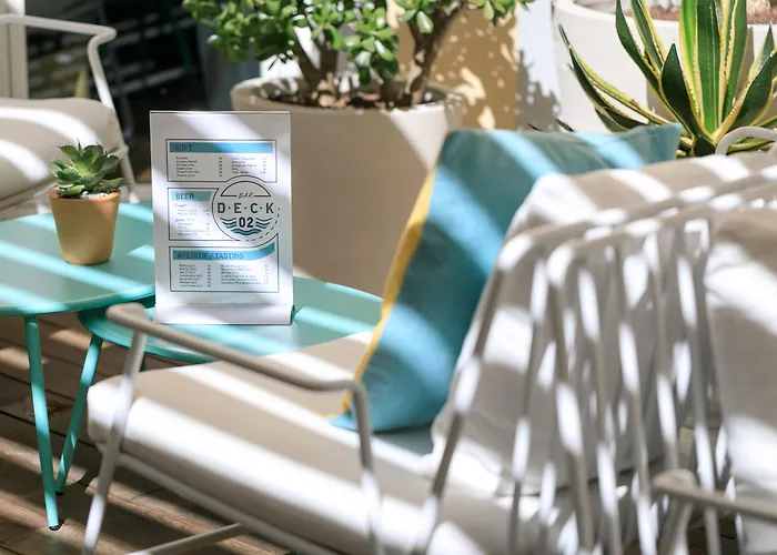 The Deck Hotel By Happyculture