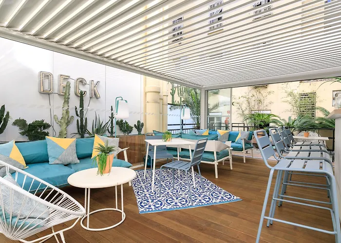 The Deck Hotel By Happyculture
